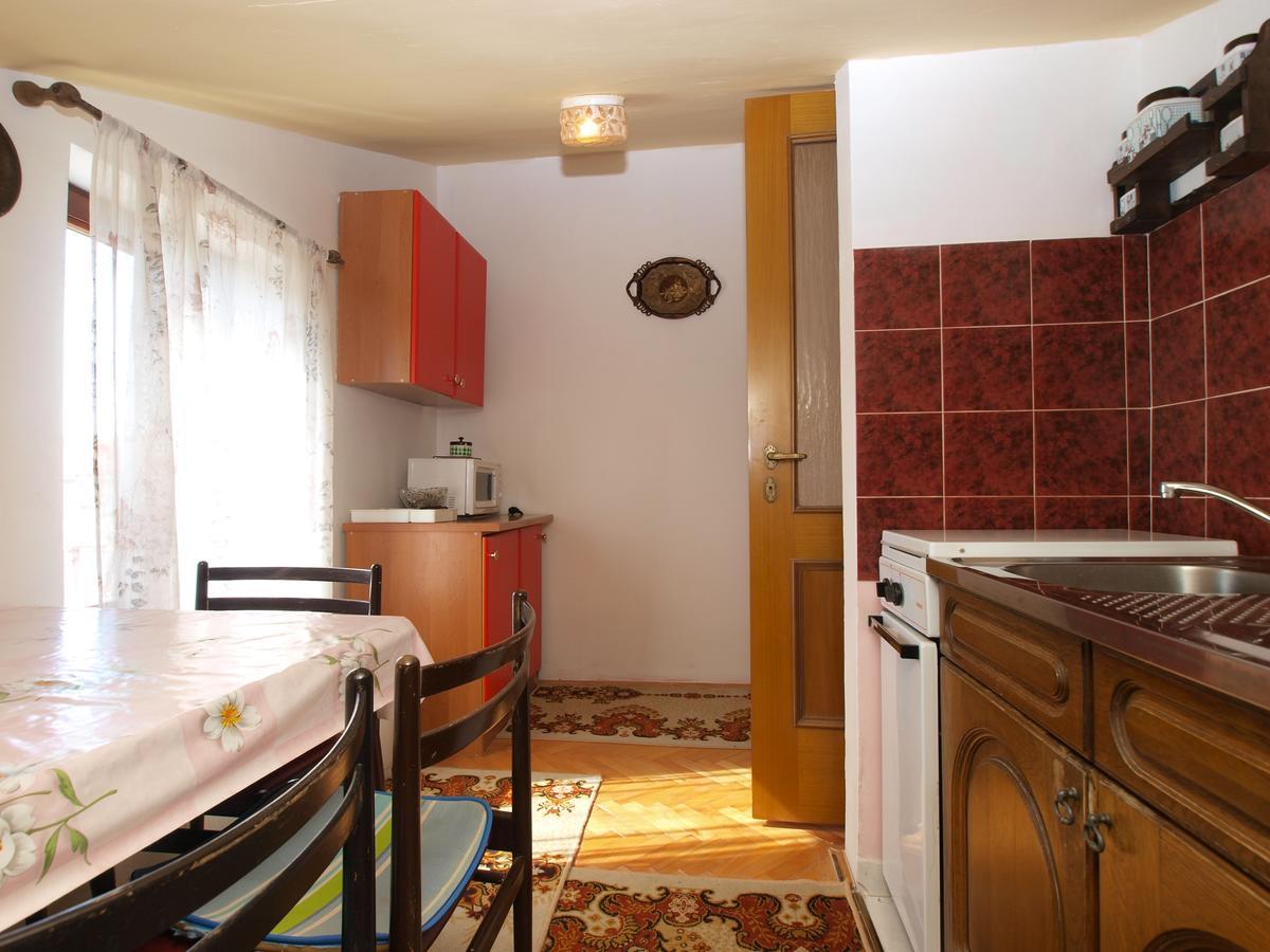 פולה Apartments Slavica 382 מראה חיצוני תמונה