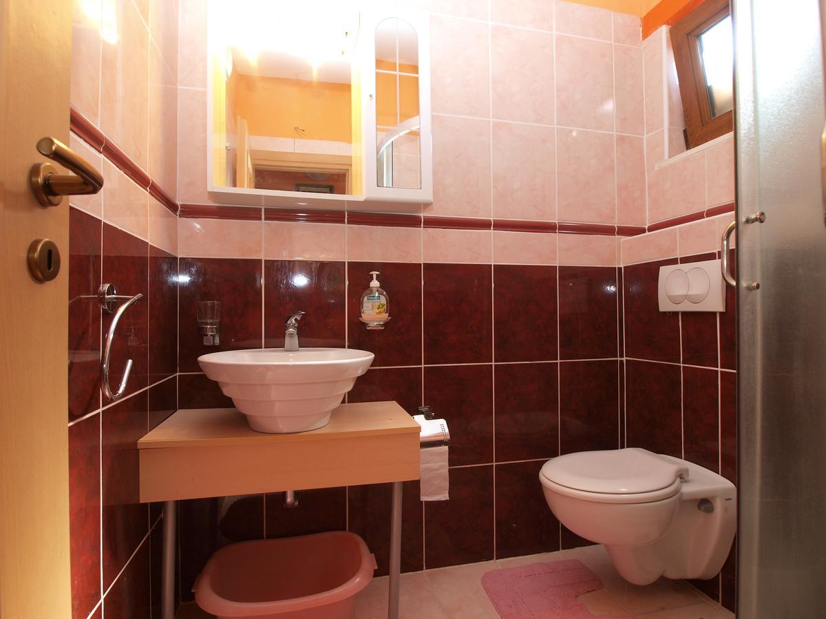 פולה Apartments Slavica 382 מראה חיצוני תמונה
