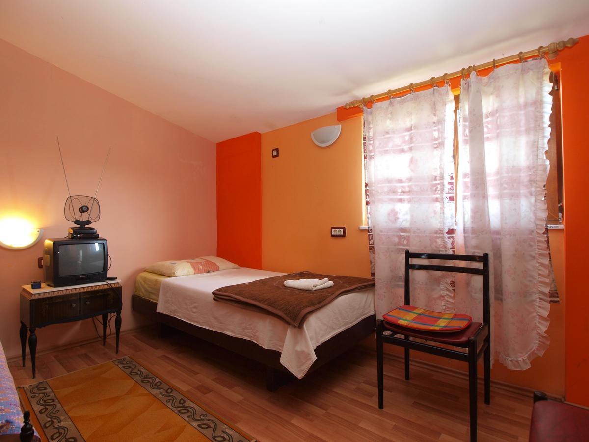 פולה Apartments Slavica 382 מראה חיצוני תמונה