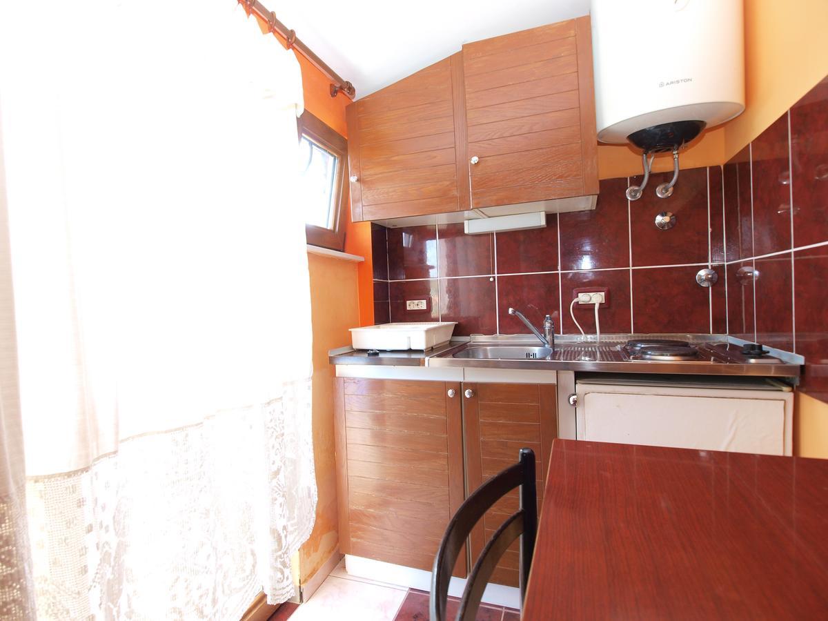 פולה Apartments Slavica 382 מראה חיצוני תמונה